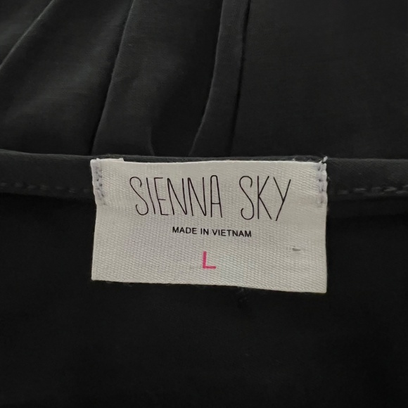 Sienna Sky Lined Cropped Jumper Size L Black- Modal Blend - Picture 7 of 8